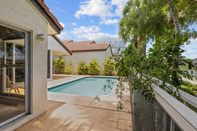 22586 Esplanada Drive, Boca Raton, FL 33433