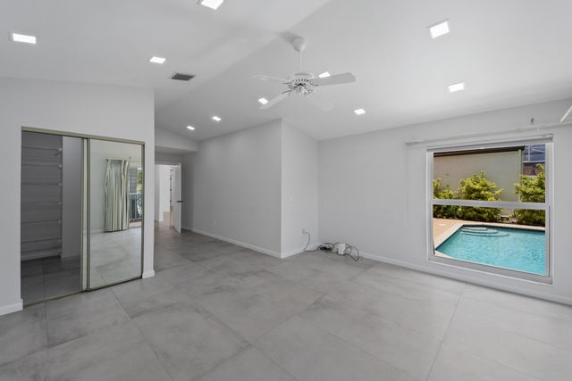 22586 Esplanada Drive, Boca Raton, FL 33433