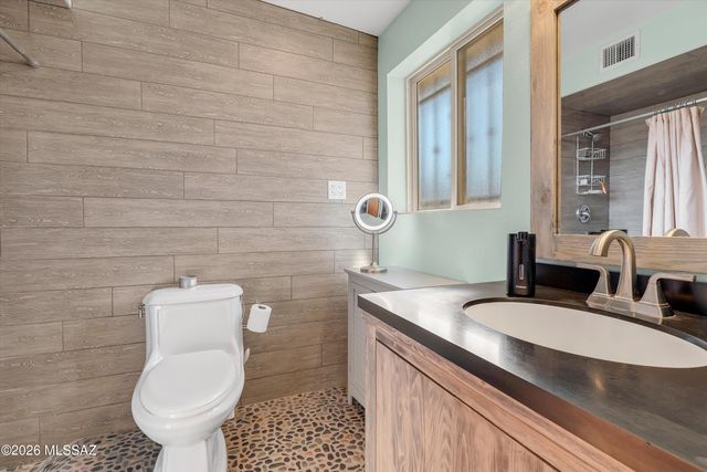 2701 N Arcadia Avenue, Tucson, AZ 85712