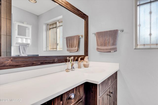 2701 N Arcadia Avenue, Tucson, AZ 85712