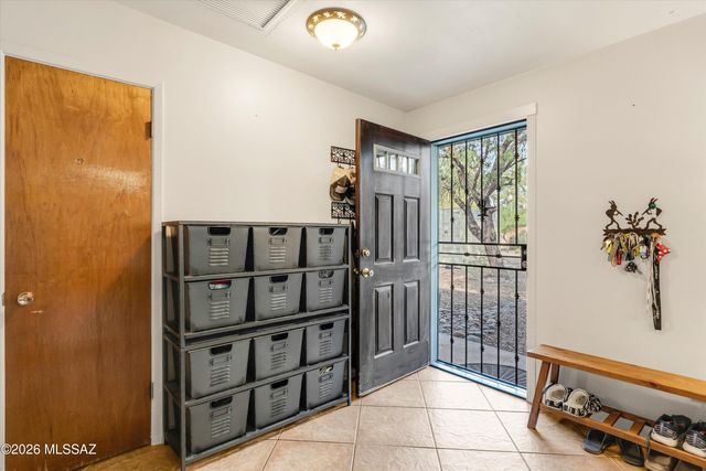 2701 N Arcadia Avenue, Tucson, AZ 85712