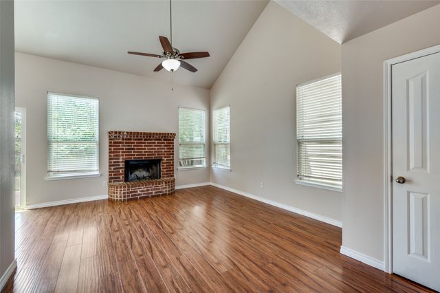 598 Harbour Town Drive, Hickory Creek, TX 75065