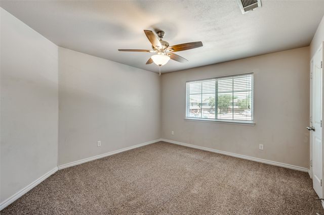 598 Harbour Town Drive, Hickory Creek, TX 75065