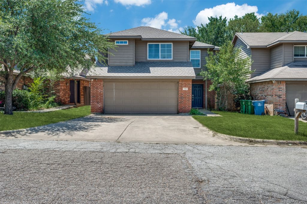 598 Harbour Town Drive, Hickory Creek, TX 75065