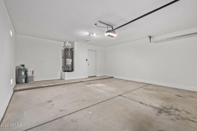 10304 W WINDSOR Boulevard, Glendale, AZ 85307