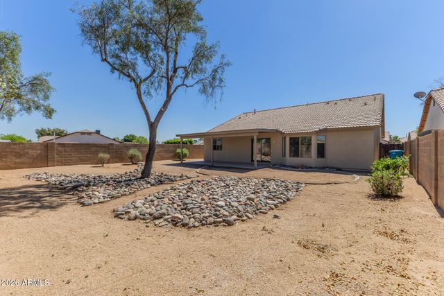 10304 W WINDSOR Boulevard, Glendale, AZ 85307
