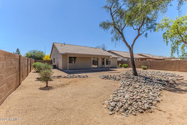 10304 W WINDSOR Boulevard, Glendale, AZ 85307