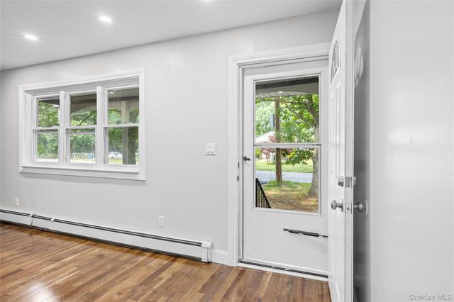 84 Flower Road, Mastic Beach, NY 11951
