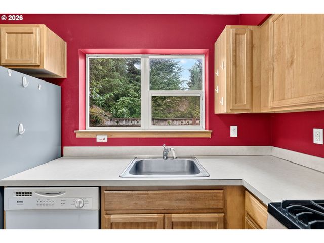 7865 Se Phillips Creek Ln, Milwaukie, OR 97222