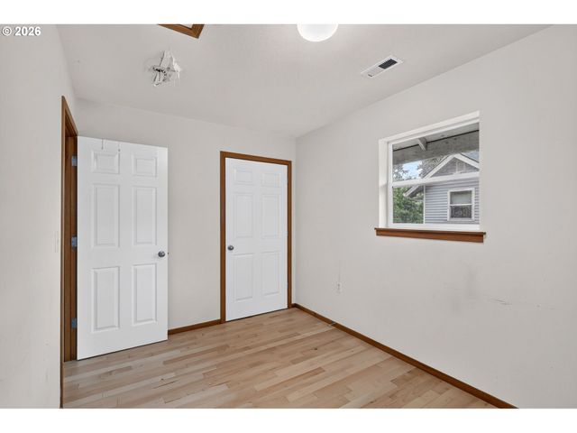 7865 Se Phillips Creek Ln, Milwaukie, OR 97222
