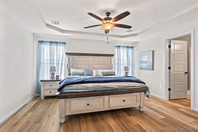 8836 N 73rd Place, Owasso, OK 74055