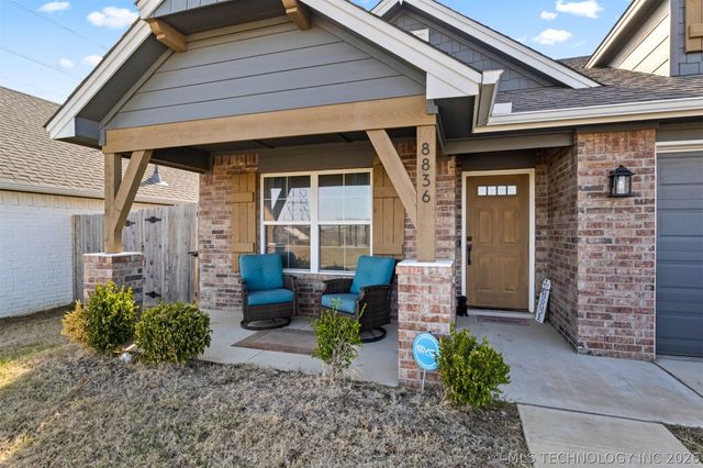 8836 N 73rd Place, Owasso, OK 74055