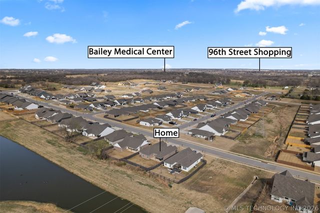 8836 N 73rd Place, Owasso, OK 74055