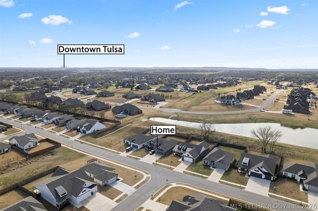 8836 N 73rd Place, Owasso, OK 74055