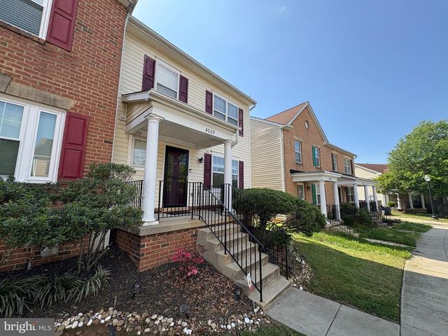 4005 BLAKNEY LN SE, Washington, DC 20032