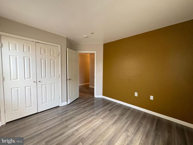4005 BLAKNEY LN SE, Washington, DC 20032