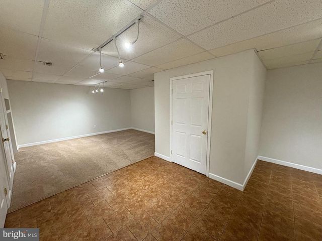 4005 BLAKNEY LN SE, Washington, DC 20032