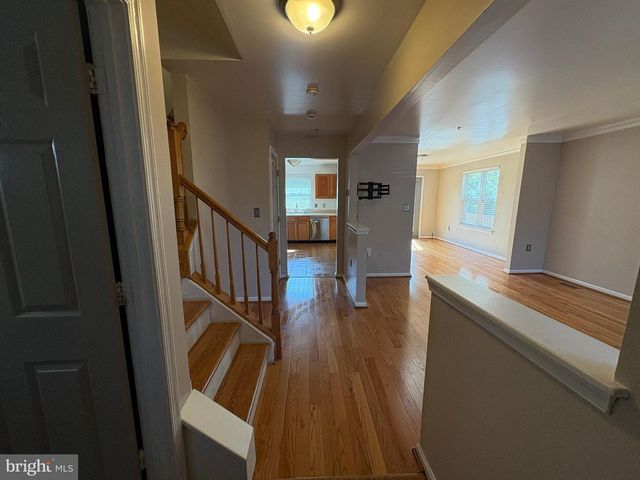 4005 BLAKNEY LN SE, Washington, DC 20032