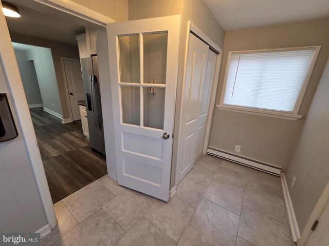 1023 LAWNTON, Glenolden, PA 19036