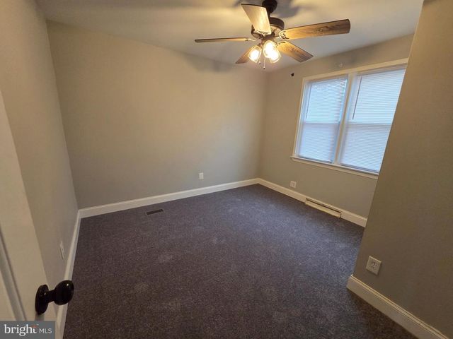 1023 LAWNTON, Glenolden, PA 19036