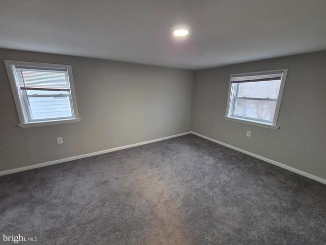 1023 LAWNTON, Glenolden, PA 19036