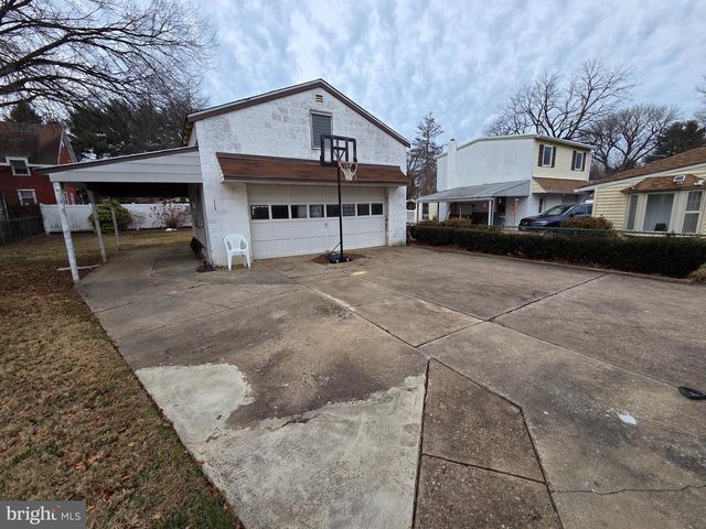 1023 LAWNTON, Glenolden, PA 19036