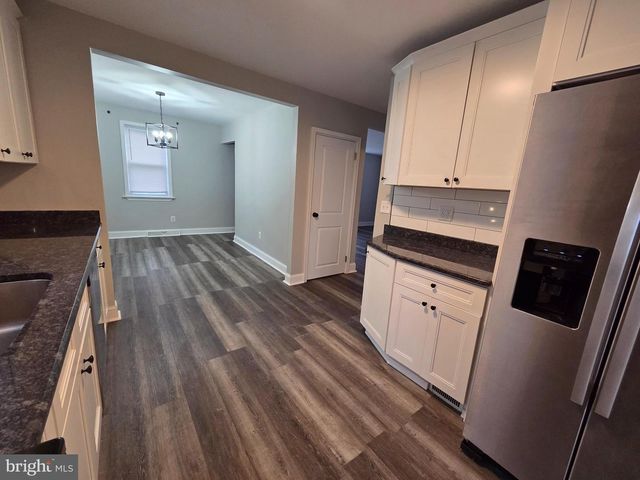 1023 LAWNTON, Glenolden, PA 19036