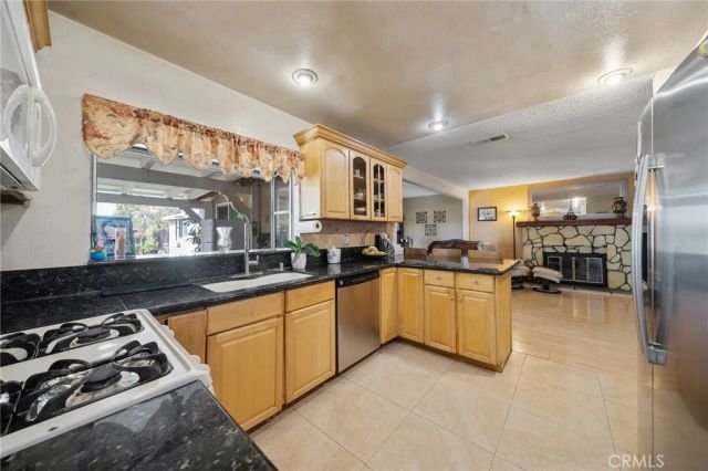 6084 Shepherd, San Bernardino, CA 92407