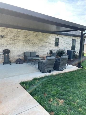 216 Parks Meadows Drive, Lexington, NC 27292