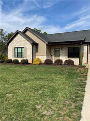216 Parks Meadows Drive, Lexington, NC 27292
