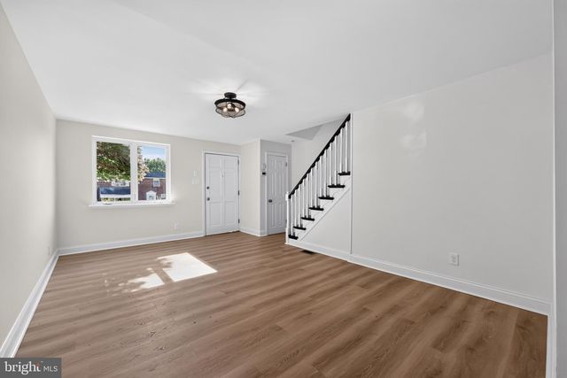 740 TAYLOR DR, Folcroft, PA 19032