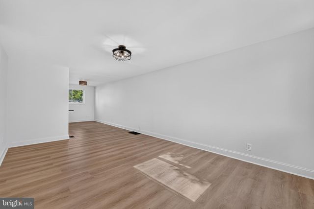 740 TAYLOR DR, Folcroft, PA 19032