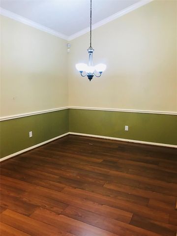10718 Lonesome Dove Trail, Houston, TX 77095