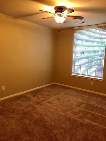 10718 Lonesome Dove Trail, Houston, TX 77095