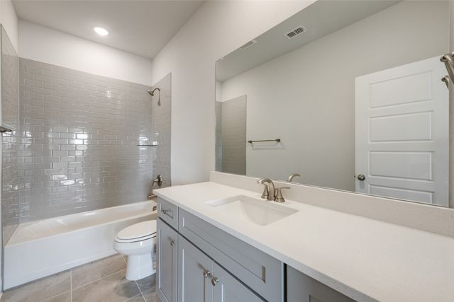 836 Turnbull Avenue, Fort Worth, TX 76247