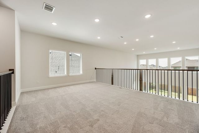 836 Turnbull Avenue, Fort Worth, TX 76247