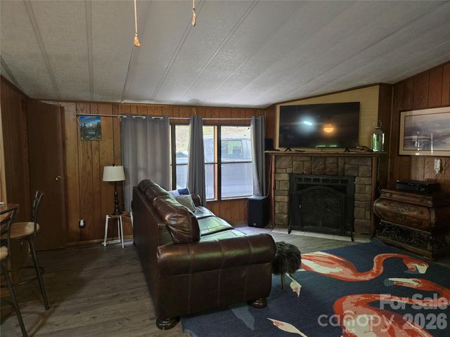 162 Pineridge Drive, Mooresville, NC 28115