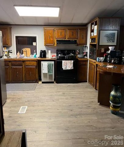 162 Pineridge Drive, Mooresville, NC 28115