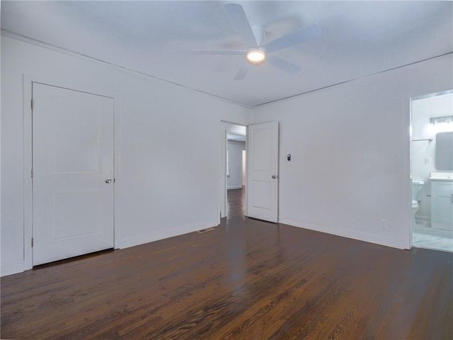 1652 Brewer SW Boulevard, Atlanta, GA 30310