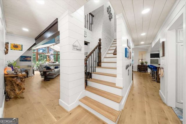 5823 Lakeshore Drive, Buford, GA 30518