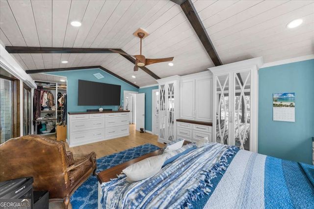5823 Lakeshore Drive, Buford, GA 30518