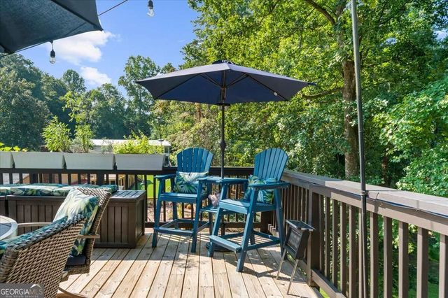 5823 Lakeshore Drive, Buford, GA 30518