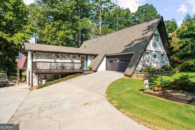 5823 Lakeshore Drive, Buford, GA 30518