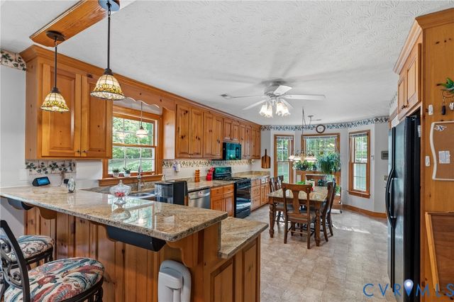 11470 Laurel Rd, New Kent, VA 23124