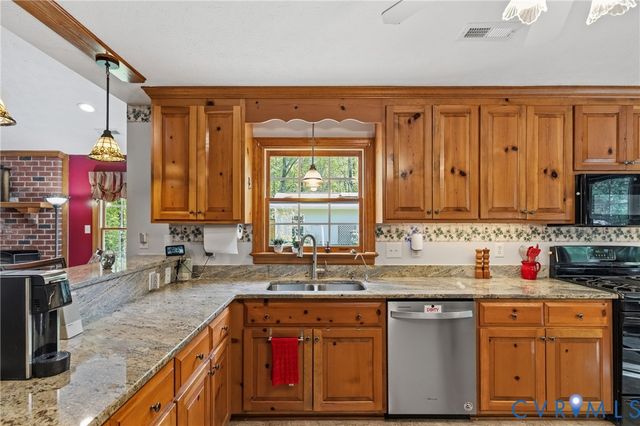 11470 Laurel Rd, New Kent, VA 23124