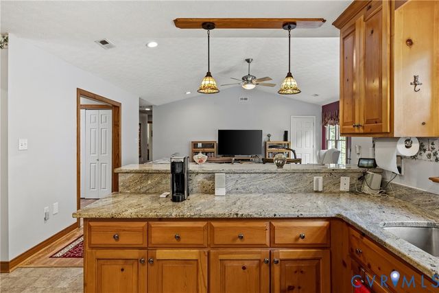 11470 Laurel Rd, New Kent, VA 23124