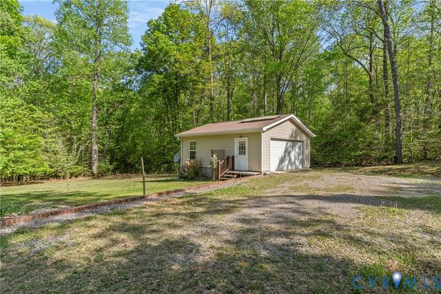 11470 Laurel Rd, New Kent, VA 23124