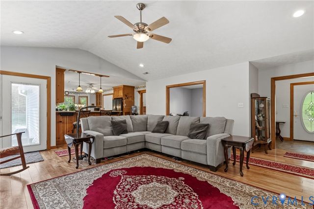 11470 Laurel Rd, New Kent, VA 23124