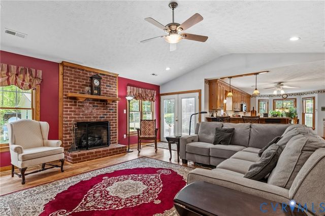 11470 Laurel Rd, New Kent, VA 23124