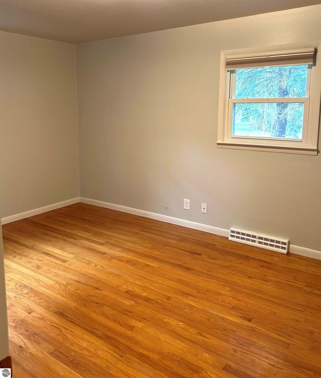 Image 20 of property listing at 3146 N Concourse Drive, Mt Pleasant, MI 48858